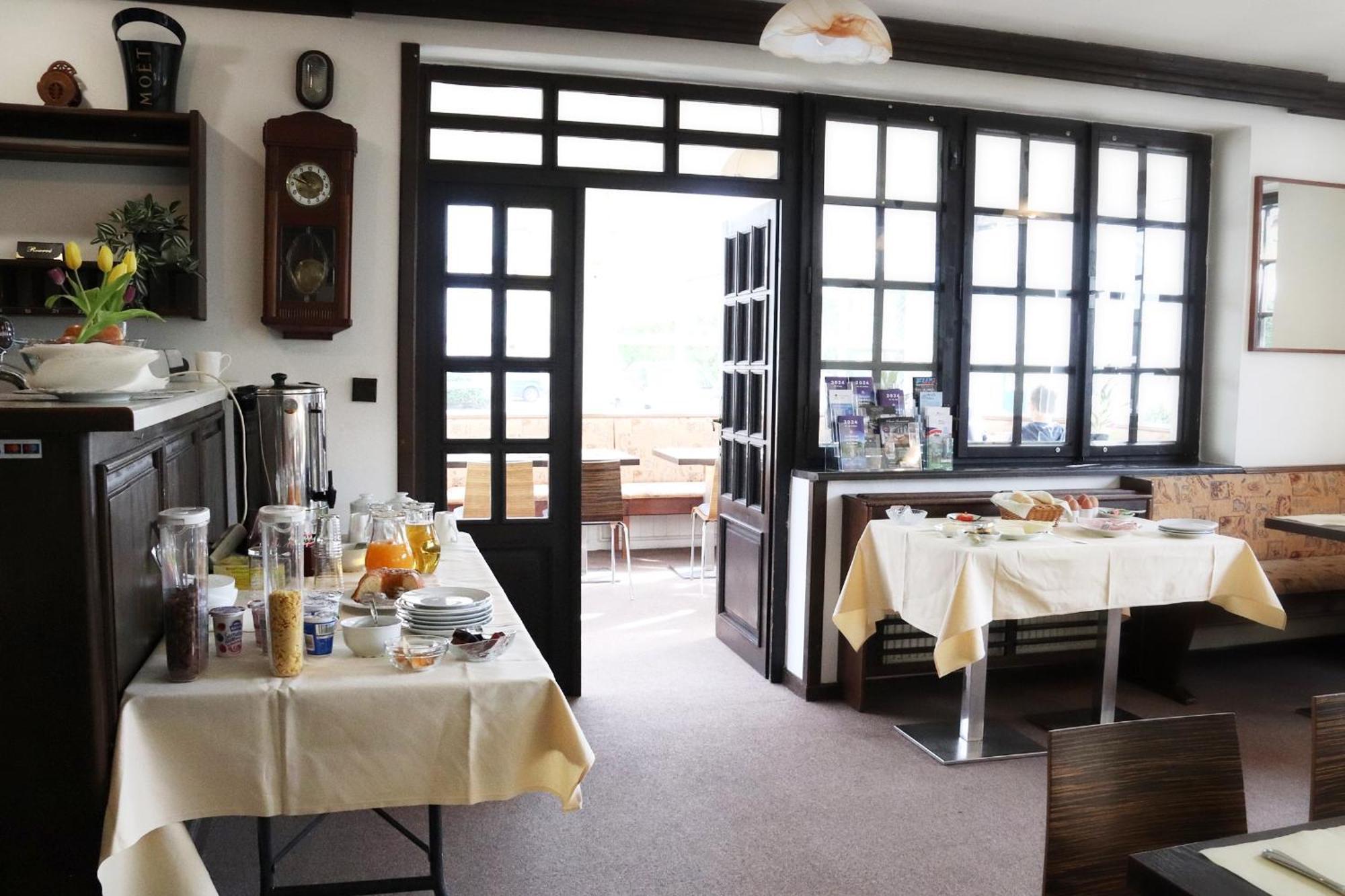 B&B Hotel Volcik Mariënbad Buitenkant foto